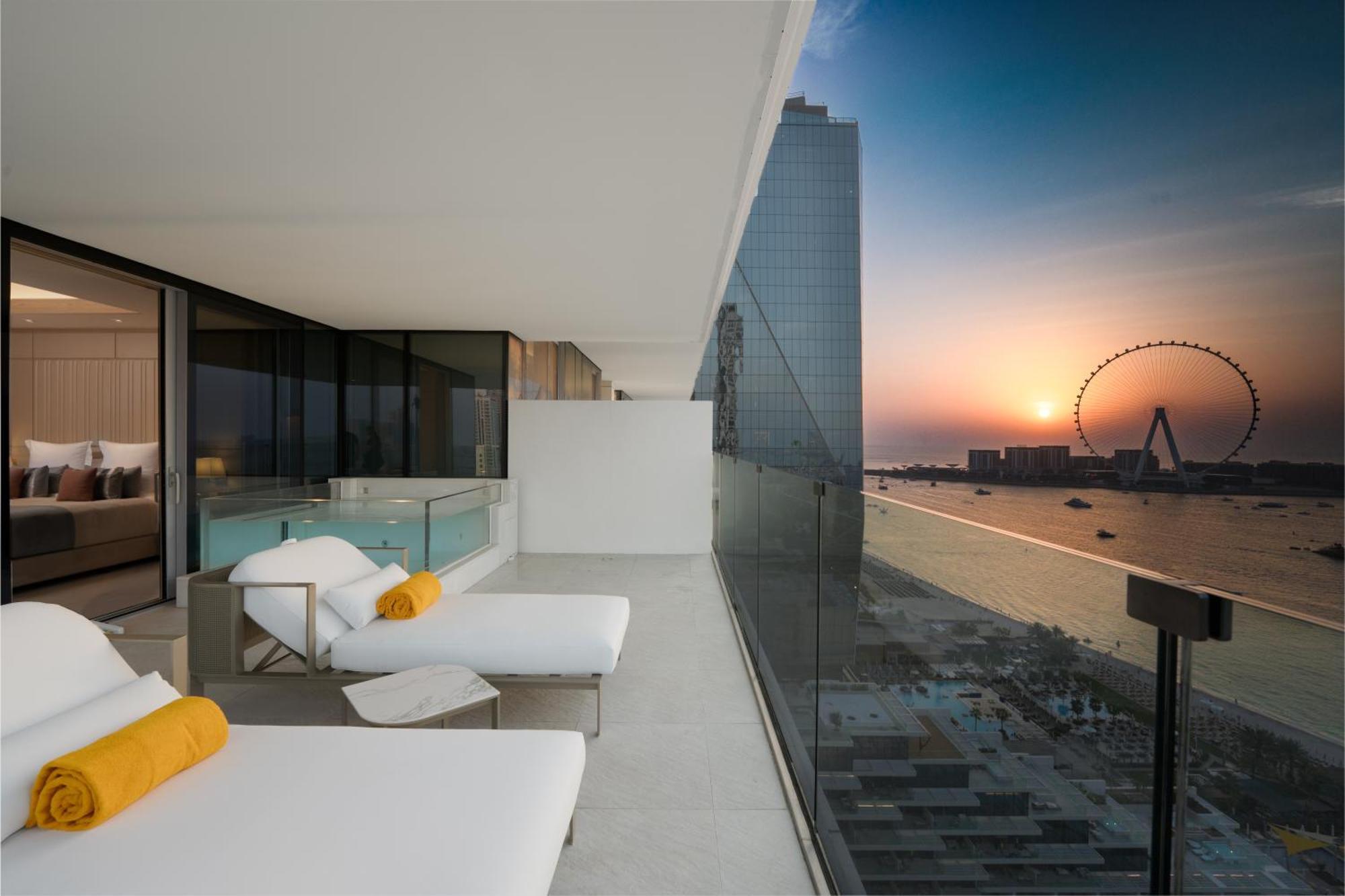 Five Luxe Hotel Dubai Bagian luar foto View of the Dubai Eye from the hotel