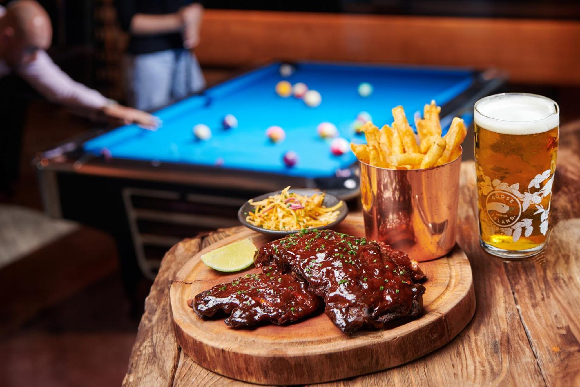 Five Luxe Hotel Dubai Bagian luar foto A plate of pork ribs