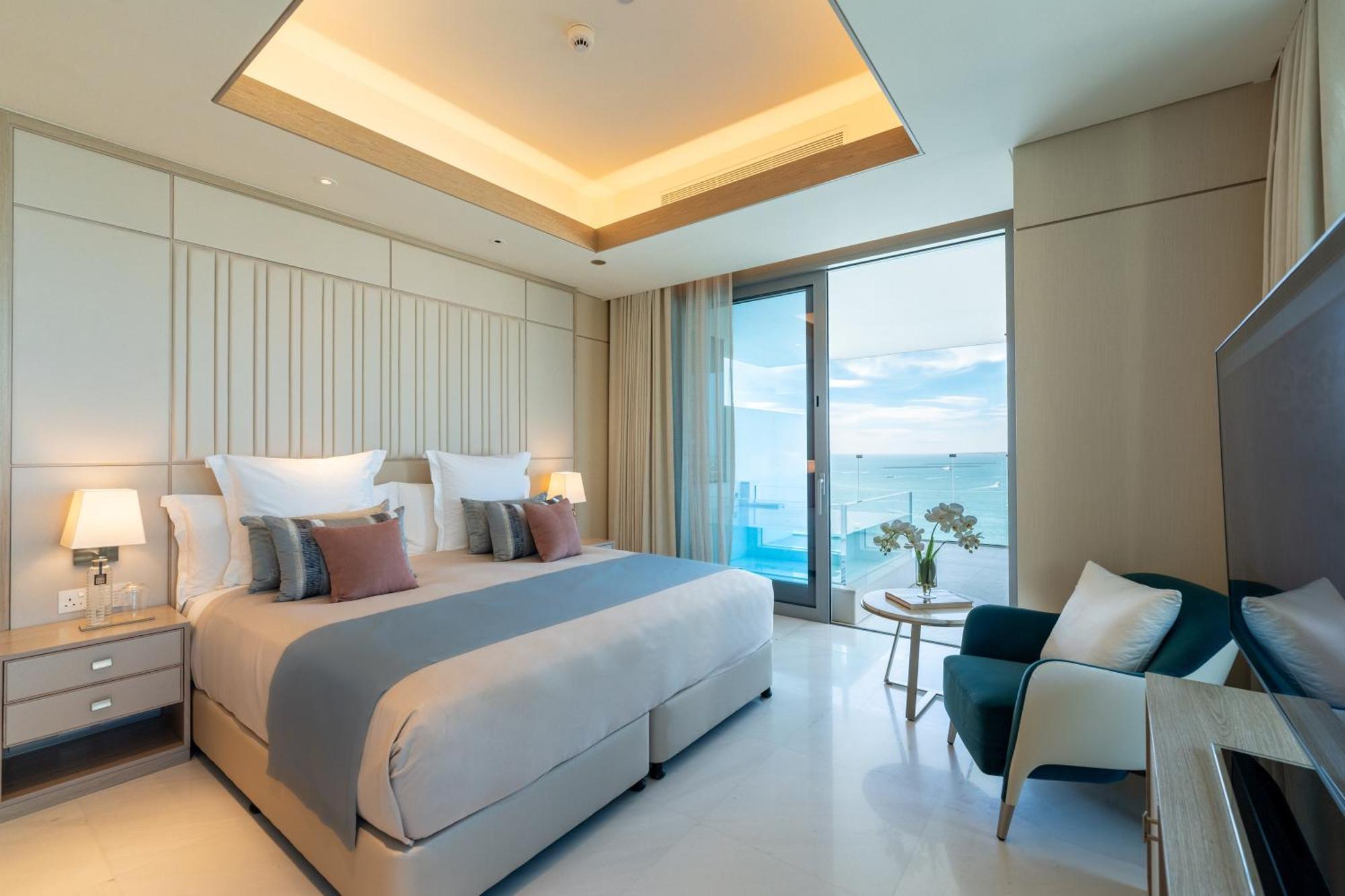Five Luxe Hotel Dubai Bagian luar foto Deluxe Ocean View